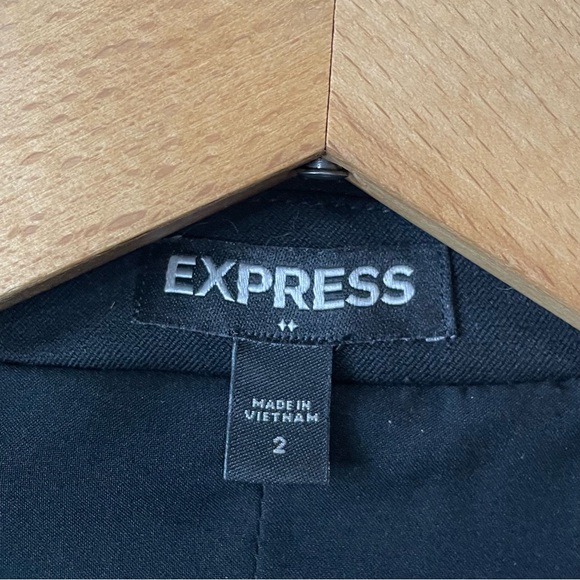 Express Supersoft Twill Notch Collar One Button Blazer - Picture 10 of 12